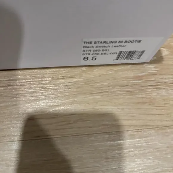 Birdies the starling 50 bootie - Picture 2 of 2